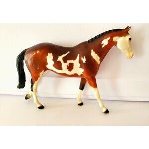 Breyer Pinto Sport Model Horse Classic Might Tango 677 2004-2006 9” X 6”